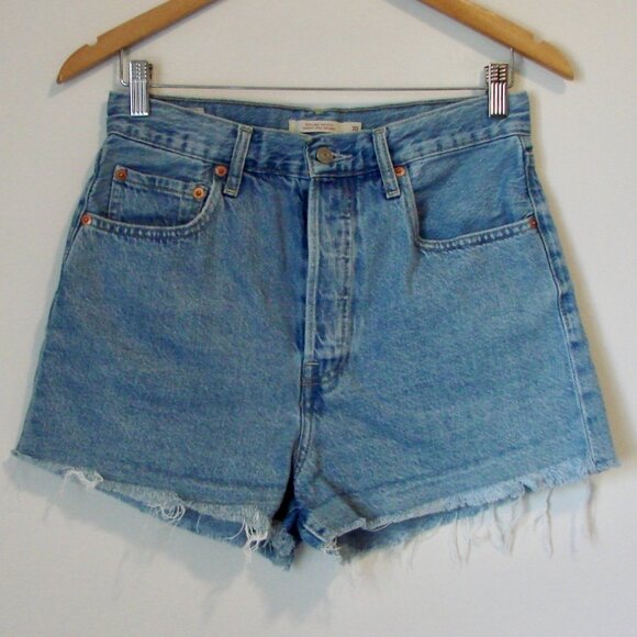 Levi's Pants - Levi's Ribcage Shorts Authentic Denim Jean Frayed Raw Hem Button Front Size 30